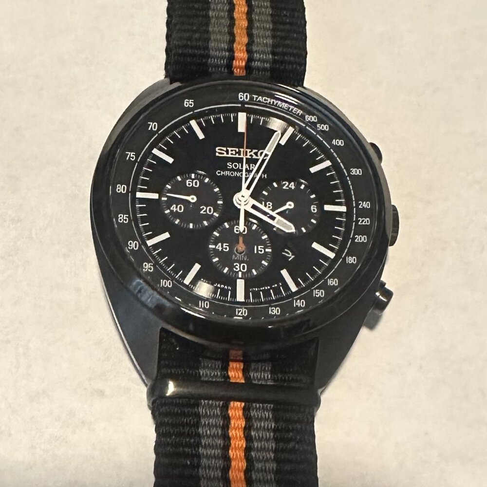 Seiko Watch V175-OENO